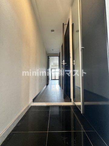 玄関　※別号室参考写真