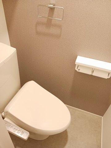 トイレ　シンプルで使いやすいトイレです