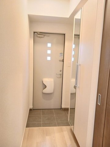 玄関　落ち着いた玄関です