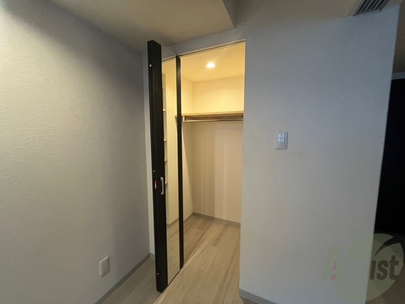 収納　洋室にはクローゼットがあるのですっきり片付きそうです。