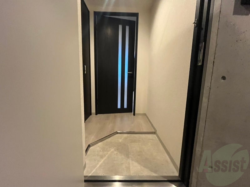 玄関　玄関です。白を基調としていて清潔感があります！