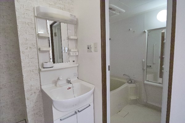 洗面設備　※他部屋参照