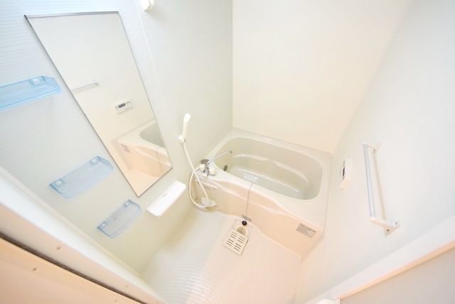 バス・シャワールーム　★★ゆったりとしたバスルーム★★