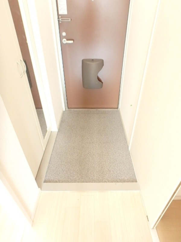 玄関　図面と現状に相違がある場合には現状を優先