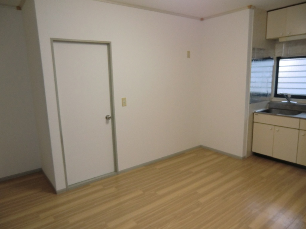 居室・リビング　スタンダードな洋室です