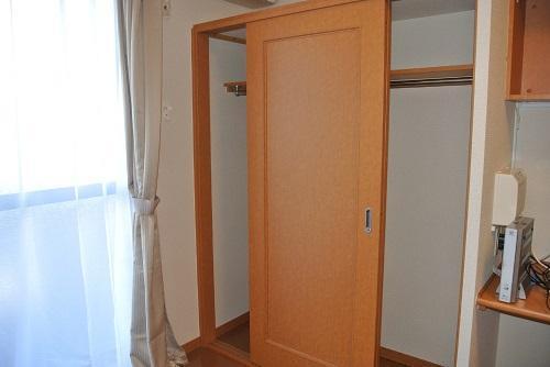 収納　クローゼット