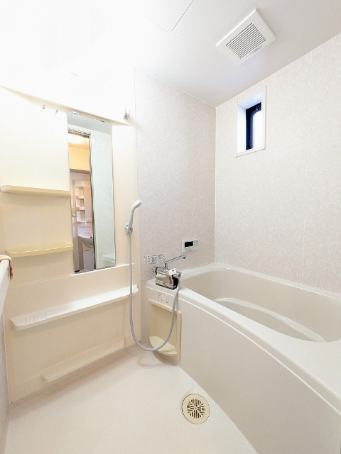 バス・シャワールーム　類似室内