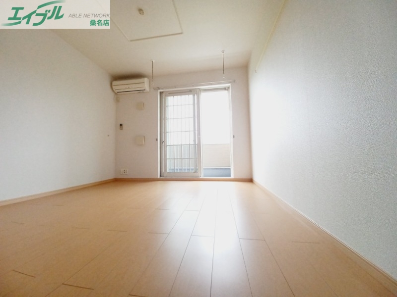 居室・リビング　別部屋同型タイプ