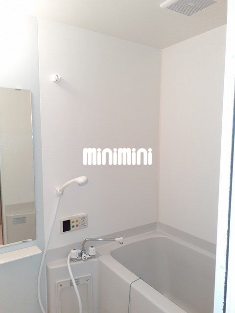 バス・シャワールーム　癒しのバスルーム。