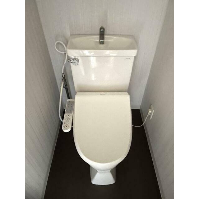 トイレ　ウォシュレットがついています