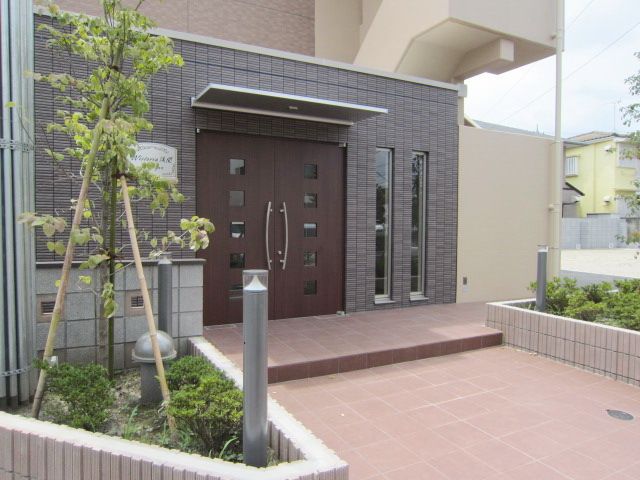 エントランス　★おしゃれなエントランスです★