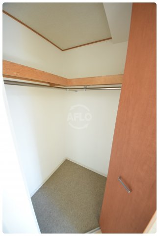 収納　ドゥーエ森ノ宮　収納