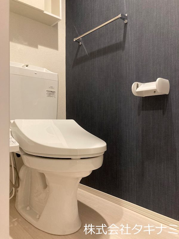 トイレ　温水洗浄暖房便座