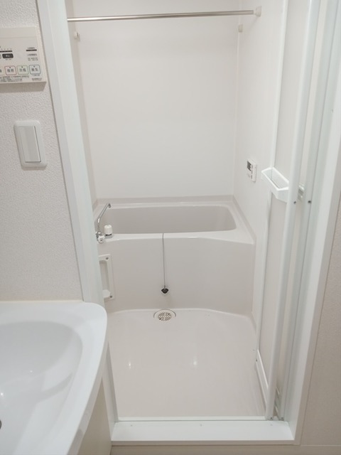 バス・シャワールーム　バスルーム