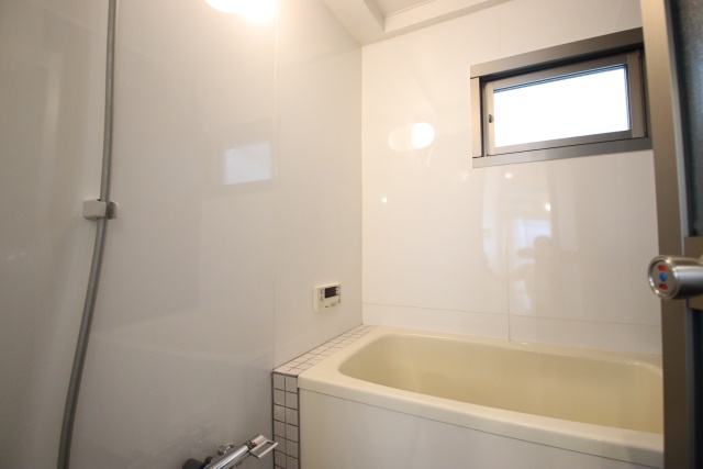 バス・シャワールーム　※別室の参考写真の為、現況優先です。