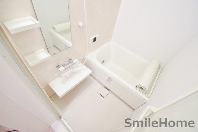 バス・シャワールーム　浴室乾燥は梅雨時や洗濯物が多くても安心です。