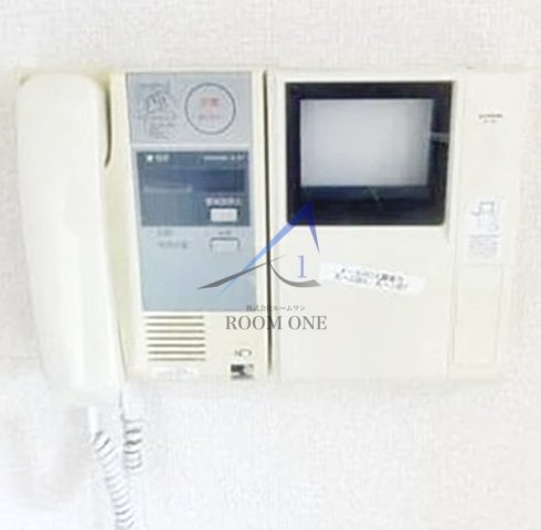 セキュリティ　モニター付きインターホンです。