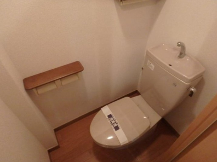 トイレ　※別部屋参考写真