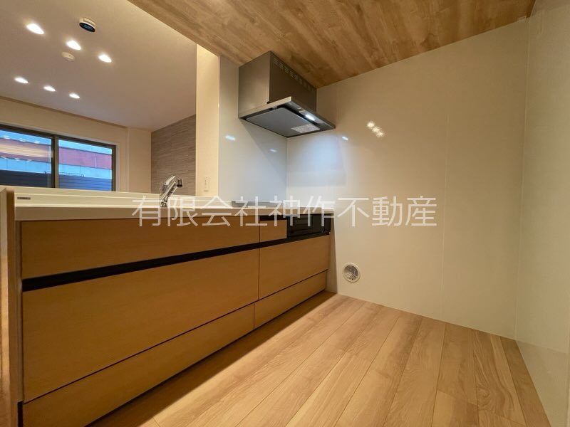 キッチン　IHクッキングヒーター