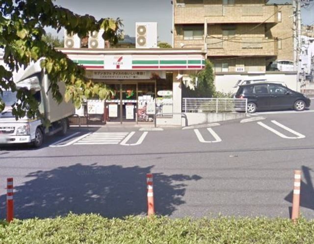 コンビニ　セブンイレブン南浦和1丁目店（コンビニ）まで379m