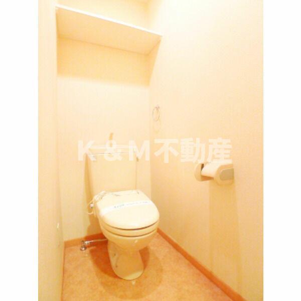 トイレ　清潔感のあるトイレです