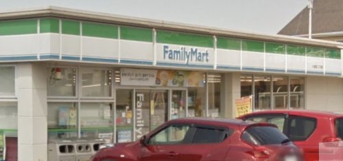 コンビニ　ファミリーマート 小金原二丁目店（コンビニ）まで525m