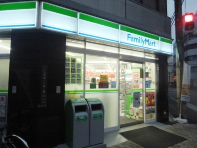 コンビニ　ファミリーマート立売堀一丁目店（コンビニ）まで383m