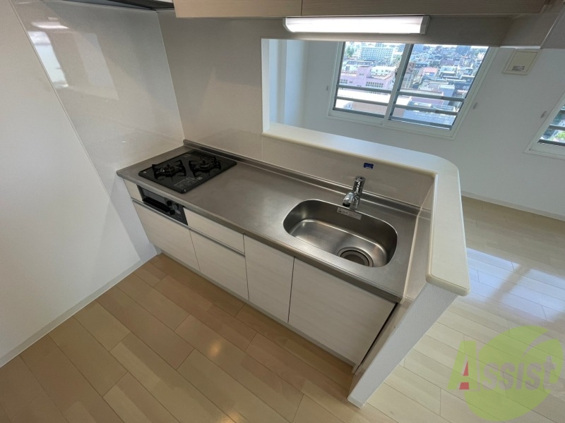 キッチン　キッチンはスペースも広々していて使いやすそうですよ！