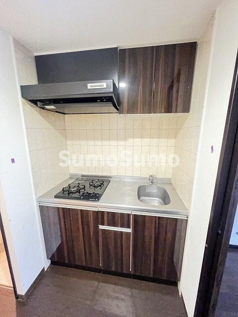 キッチン　コンパクトなキッチンで掃除もラクラク