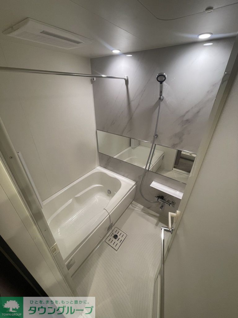 バス・シャワールーム　バス