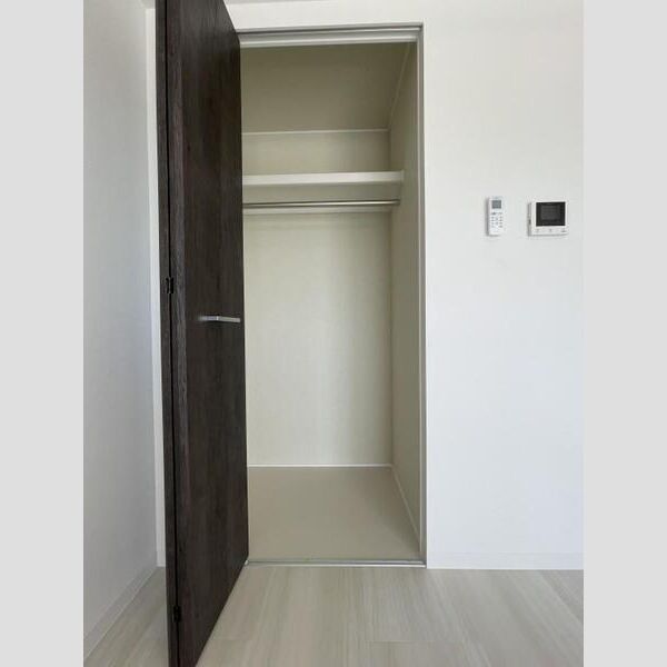 収納　※写真は同じマンションの違う部屋のものになります。