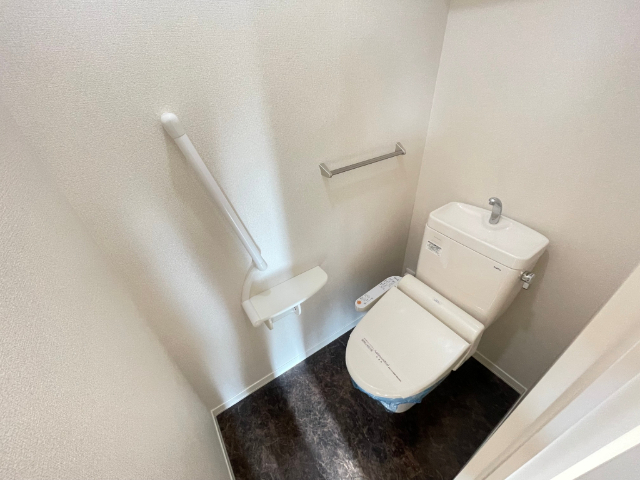 トイレ　同物件別室のイメージ画像となります