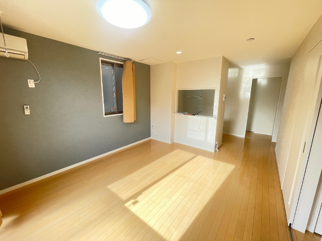 居室・リビング　同物件別室のイメージ画像となります