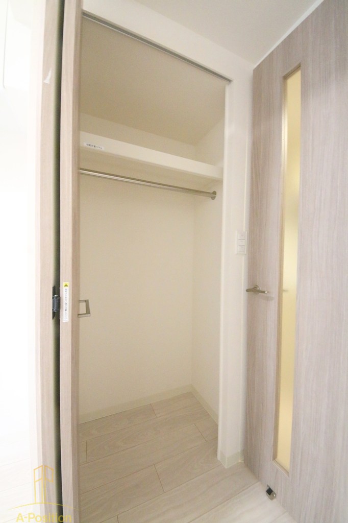 収納　プレサンス桜川グロワール