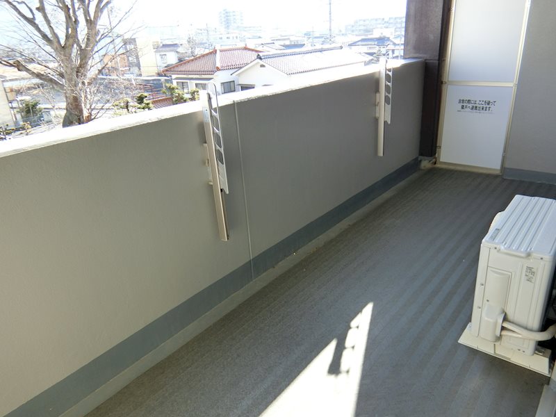 バルコニー　同タイプの参考画像です。