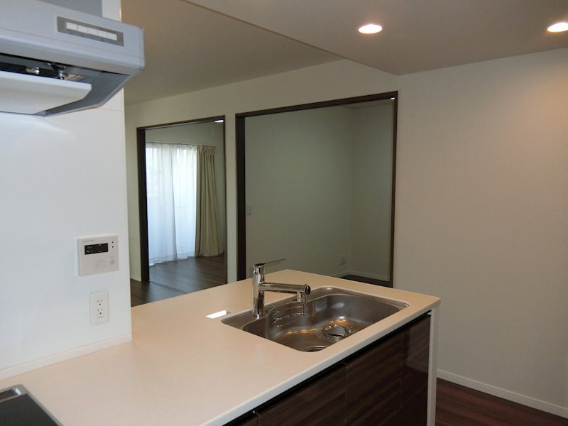 キッチン　同タイプの参考画像です。