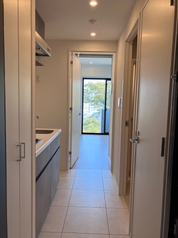 エントランス　落ち着いたロビーです