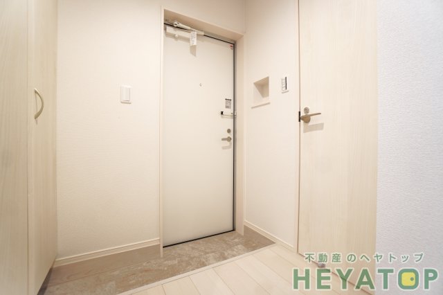 玄関　シューズボックス付き玄関