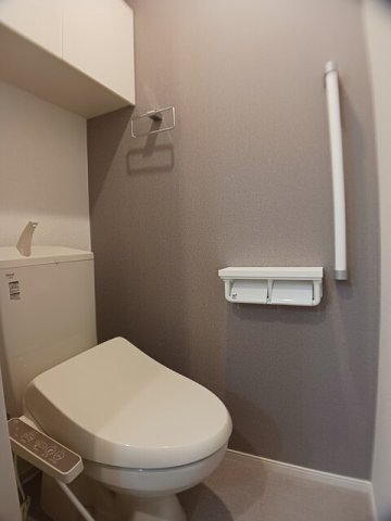 トイレ　トイレもきれいです