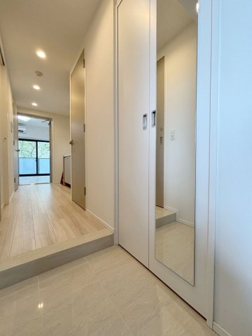 玄関　※建築中の写真です（※2026年4月12日撮影）