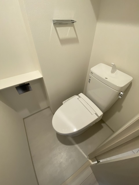 トイレ　シャワートイレ完備