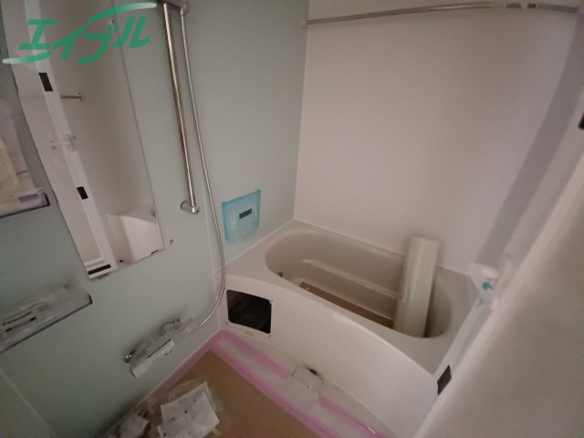 バス・シャワールーム　同型参考写真