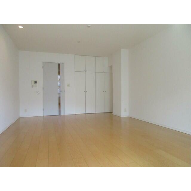 居室・リビング　Gタイプ2017年2月撮影 同タイプ509号室の写真です。