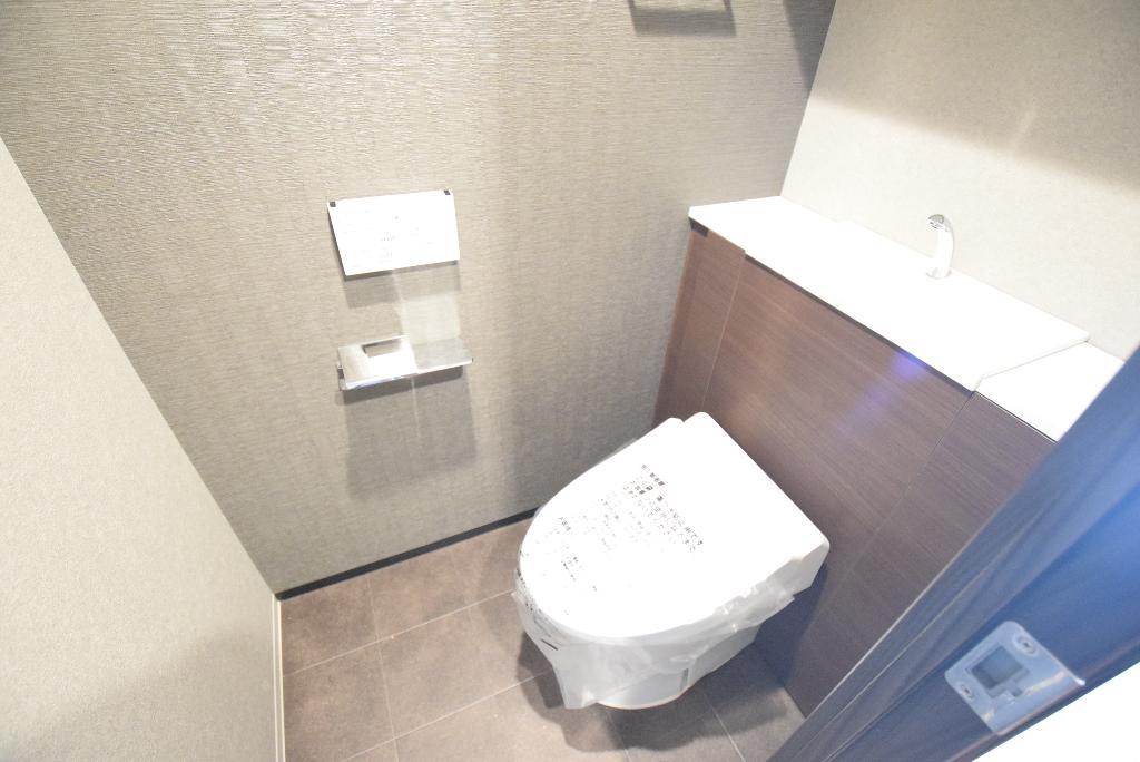 トイレ　シャワー付トイレ