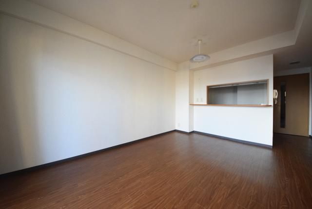 居室・リビング　☆内見のご予約はタウンハウジング八王子店まで☆