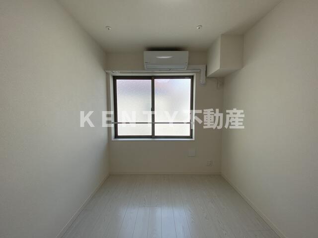 居室・リビング　こちらのリビングで趣味の時間をお楽しみください