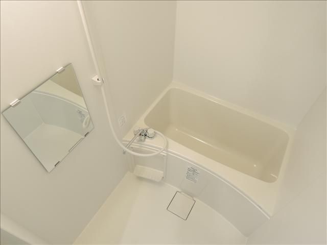 バス・シャワールーム　別号室の参考写真