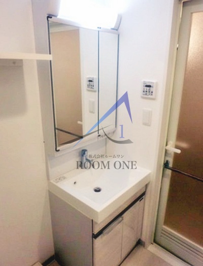 洗面設備　洗面台です。