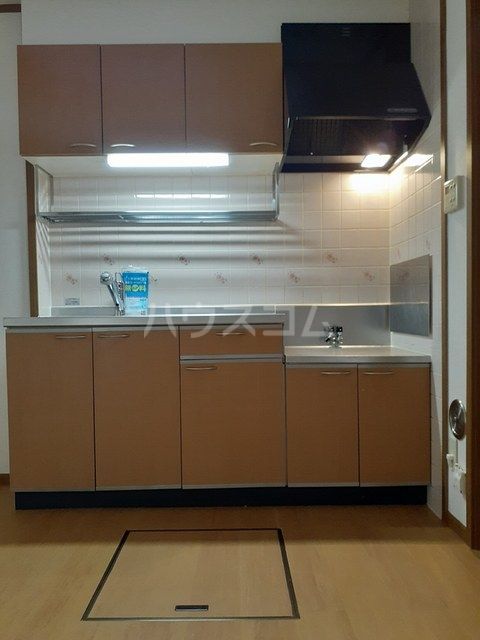 メイプルハウスBのキッチン写真