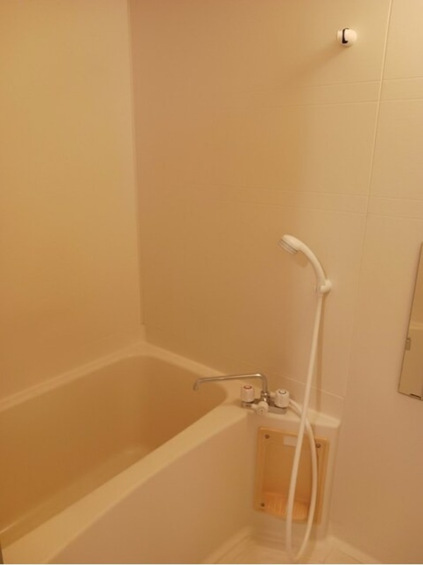 バス・シャワールーム　図面と現状に相違がある場合には現状を優先